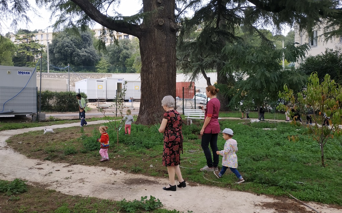 Atelier intergénérationnelle avec la crèche Plif Plaf Plouf - lundi 28 octobre