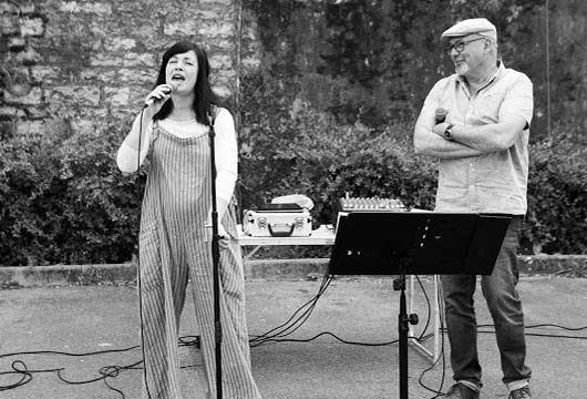 Le duo de chanteurs