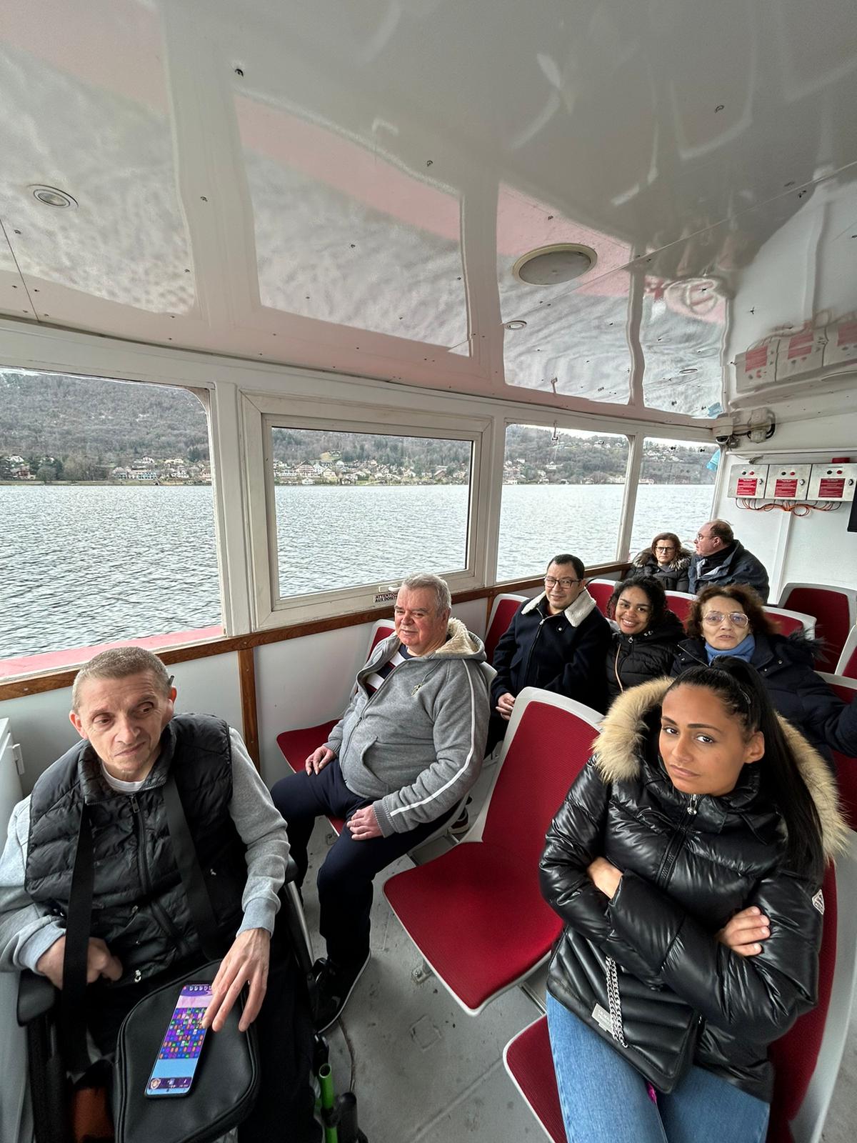 Balade en bateau sur le lac