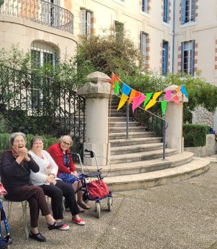 Remise des médailles aux élèves de l’école Sévigné 