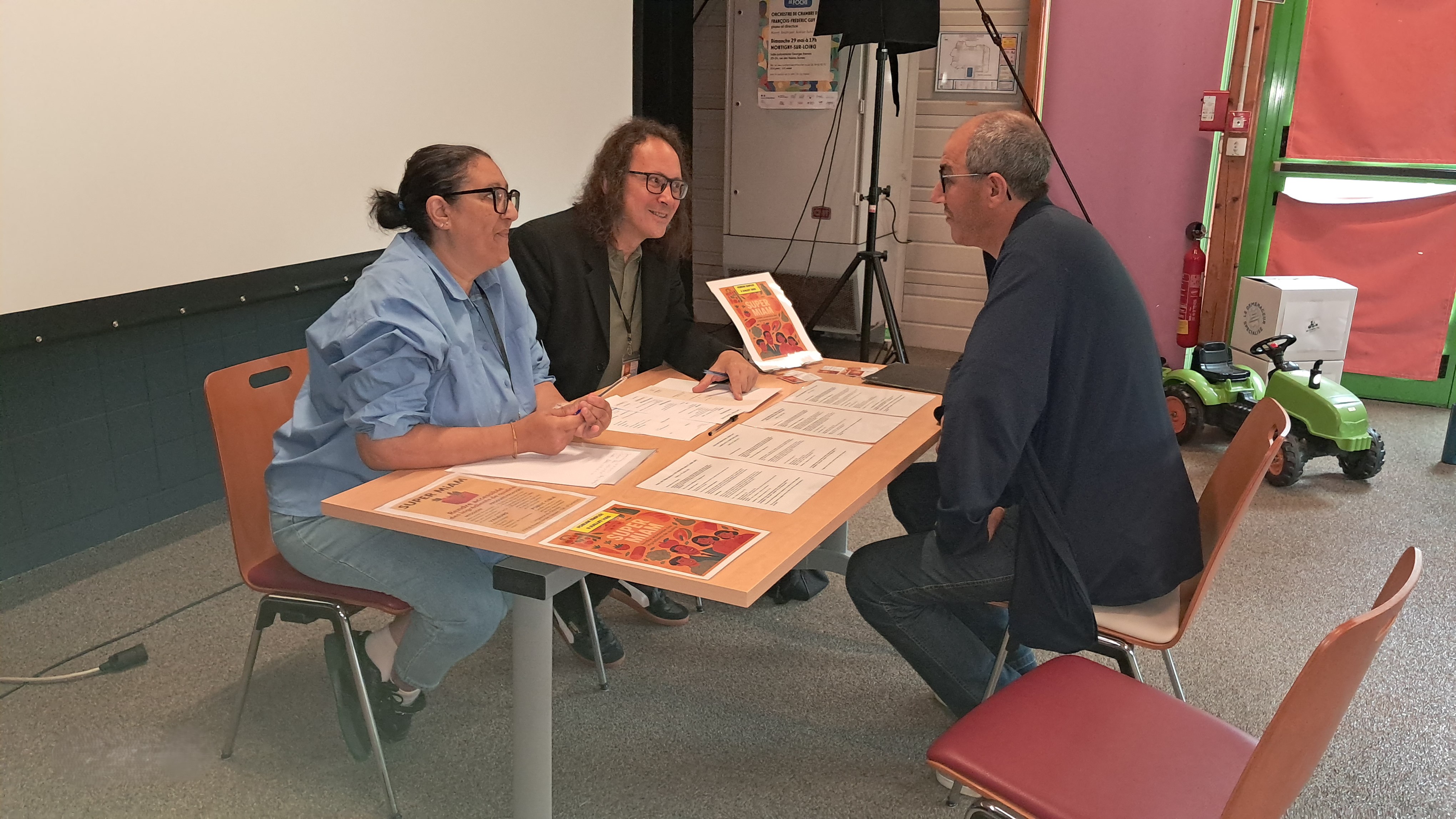 Les stagiaires CIP simulent un forum de l’emploi