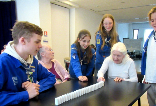 Après-midi récréative avec les Scouts des Paroisses St-Jean Bosco et St-Gabriel - Ehpad COS Hospitalité familiale
