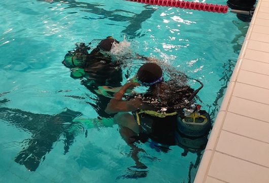 Séance plongée en piscine