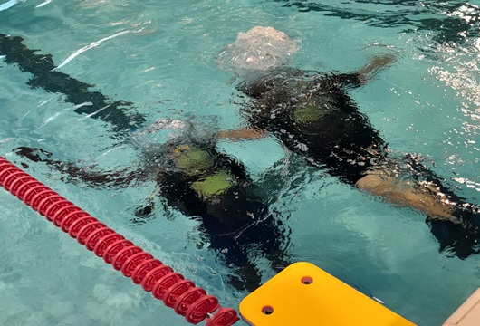 Séance plongée en piscine