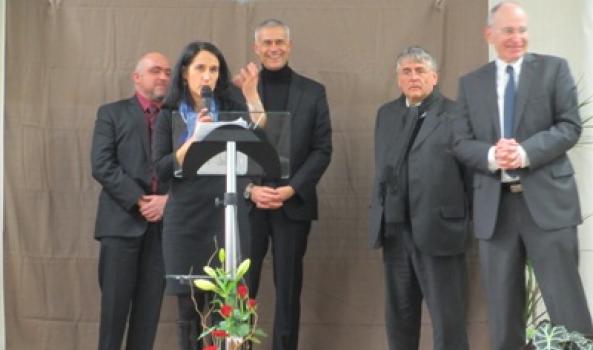 Pose de la première pierre